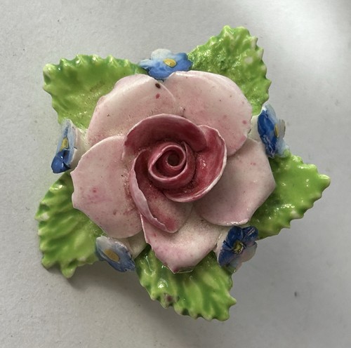 Vintage brooch fine bone - fine, china