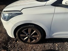 Hyundai i20 mk2 White