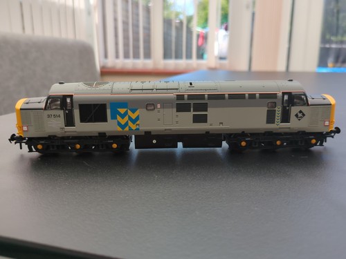 Bachmann 386 class 5 - class, 37/5