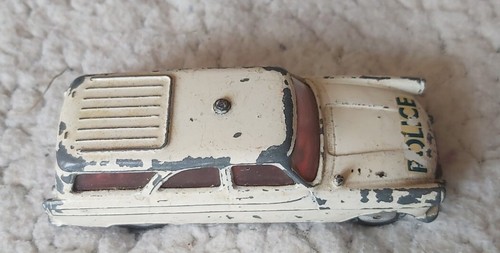 Vintage corgi toys ford zephyr - toys,