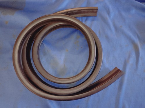 Jaguar cantrail seal - (2, metre