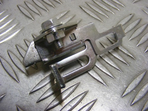 Gsxr125 seat release catch - gsxr125,