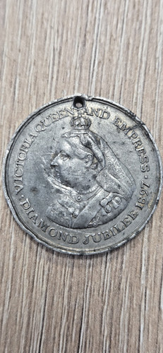 Queen victoria diamond - victoria,
