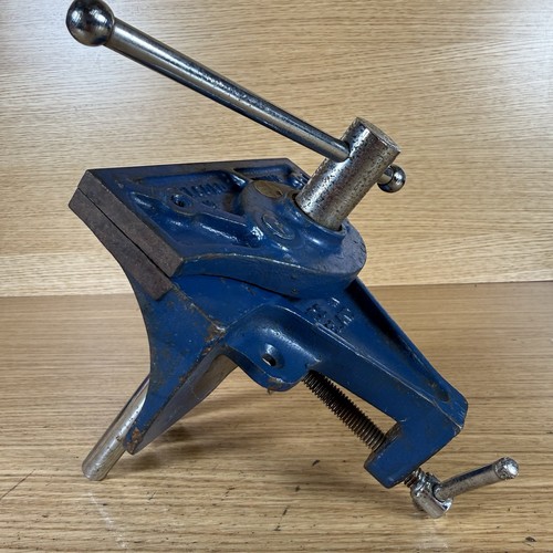 Record junior table - table, /
