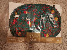 Holiday 12 pc Placemat Set