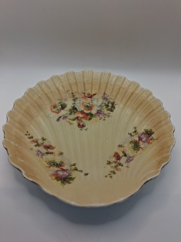 Vintage shell shaped serving - vintage,