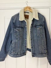 Ladies Levi’s Fur Lined