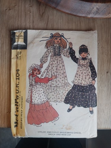 Vintage 1970 girls - og, long