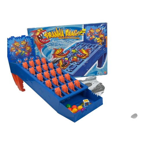 Piranha panic board game - board,