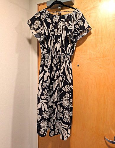 Black white floral - floral, flutter