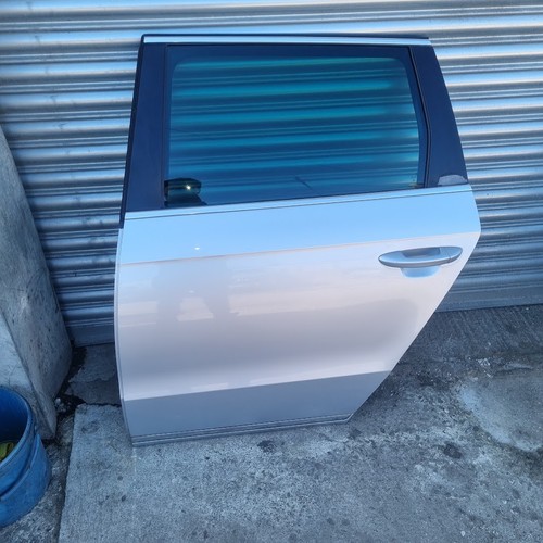 Passat est 2011 door rear - vw,