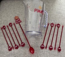 Pimm’s Jug & 10 Swizzle
