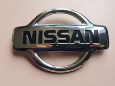 Nissan Almera 2000-01 bonnet badge used genuine