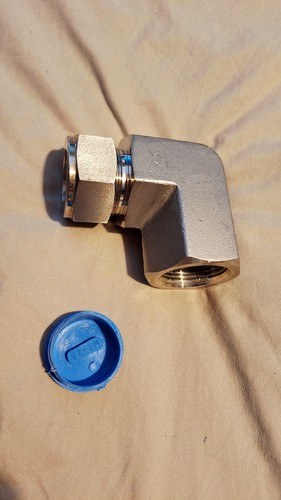 Brennan compression fitting - fitting, 1"
