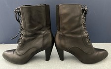 M&S Footglove Victorian Style