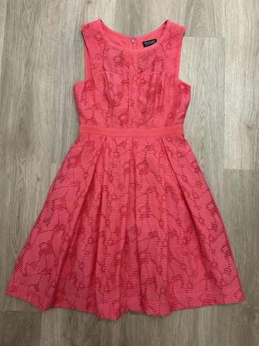 Spotlight warehouse coral - spotlight,