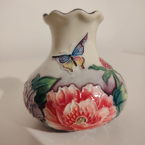 Old tuptonware ceramic vase - tuptonware,