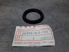 Dust cover Honda RC45 HRC