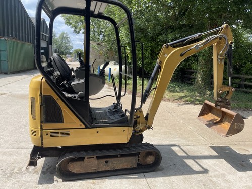 Cat mini digger 301 - 1.5,