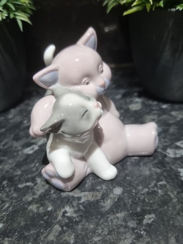 Nao lladro daisy porcelain - nao, by