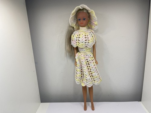 Barbie doll mattel collector - doll,