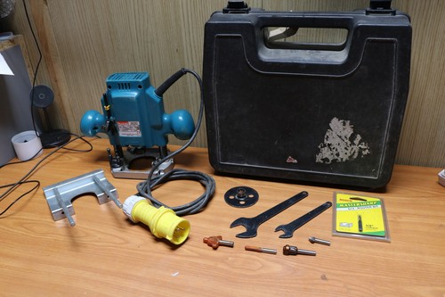 Makita 3620 860w 110v - 3620,