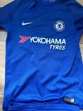 Chelsea Kit Size M Junior