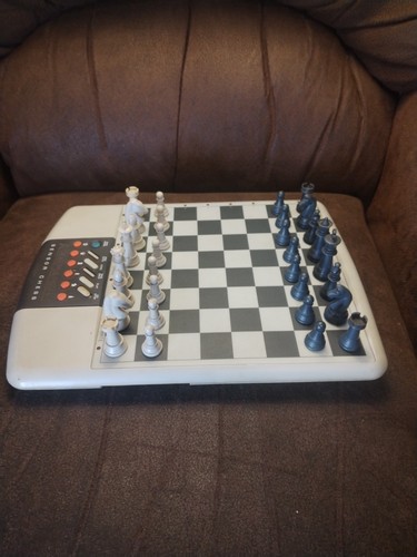 Vintage saitek kasparov sensor - kasparov,