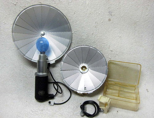 Two vintage leitz - leitz, flash
