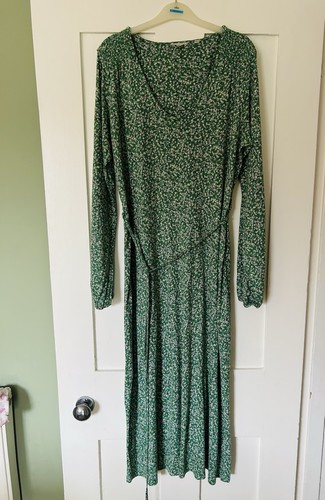Green floral long sleeve fat - green,