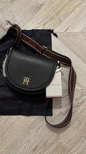 Tommy Hilfiger Navy Crossbody