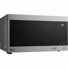 LG - NeoChef 0.9 Cu. Ft