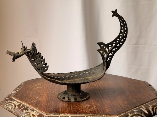 Antique sumatra indonesian - antique,
