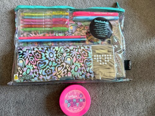 Smiggle stationary set and - smiggle,