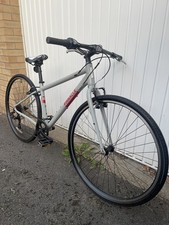 Ladies / Girls Bike pinnacle lithium hybrid bike 700x38c BARGAIN!