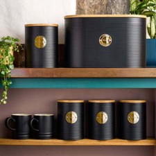Ribbed Kitchen Storage