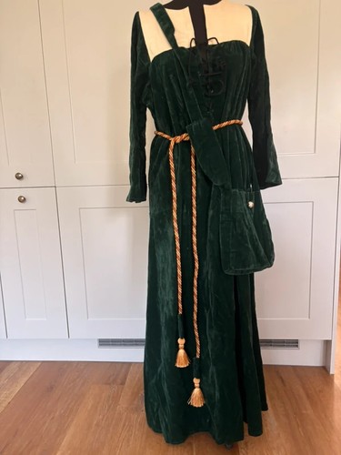 Green velvet medieval - velvet,