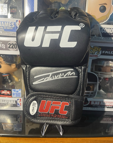 Charles oliveira auto signed - charles,