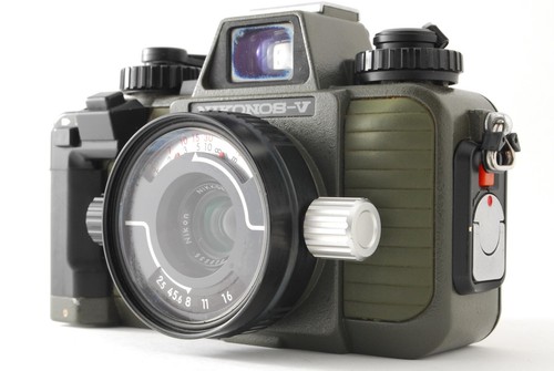 Mint nikon nikonos v olive - [n,