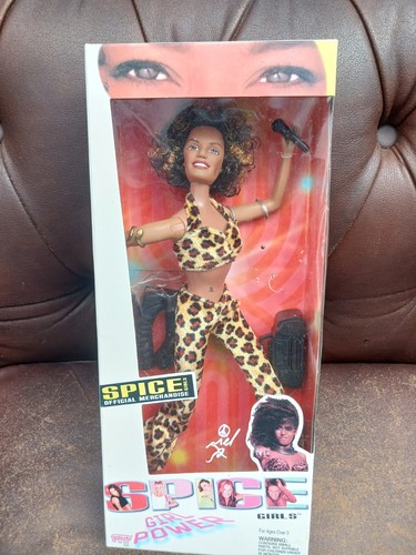 Scary spice mel doll boxed - mel,