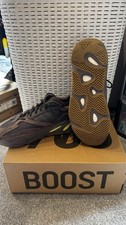 adidas Men's Yeezy Boost 700 Mauve UK Size 9.5