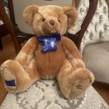 Hamleys 2000 millennium