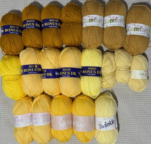 Wool yarn bundle - bundle, of