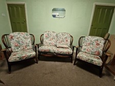 Ercol Style Three Piece Cottage Suite