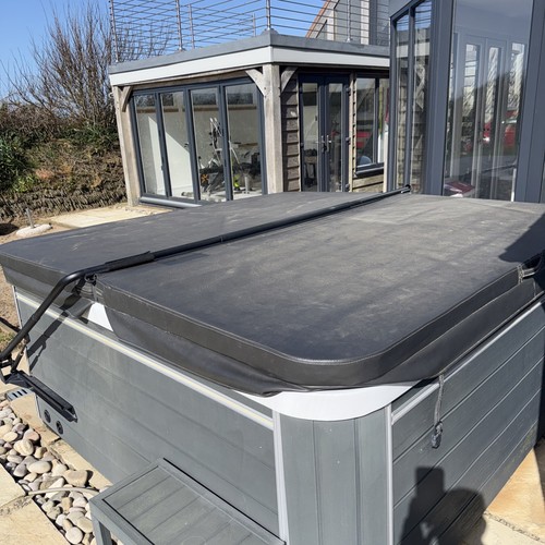 Hottub lid - hottub,