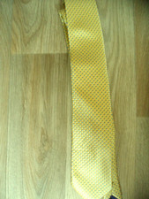Thomas Nash  Tie – gold with