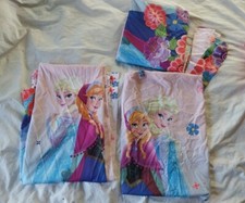 2 Pair Of Disney (Frozen)ANNA