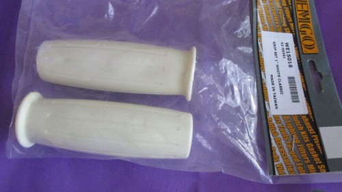 White handlebar grips pair - white, 1"