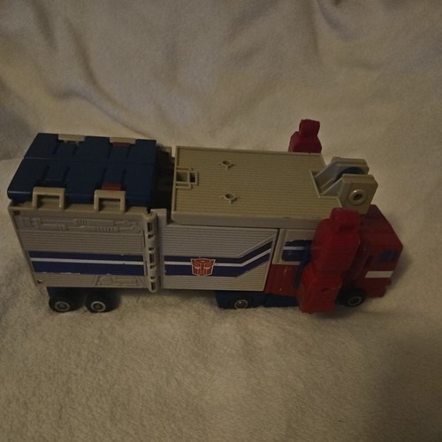 Transformers optimus prime - optimus,