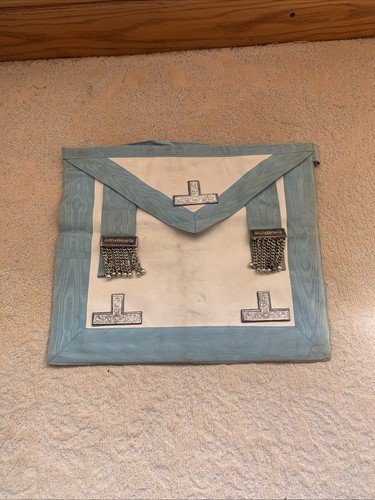 Masonic worshipful master - masonic,
